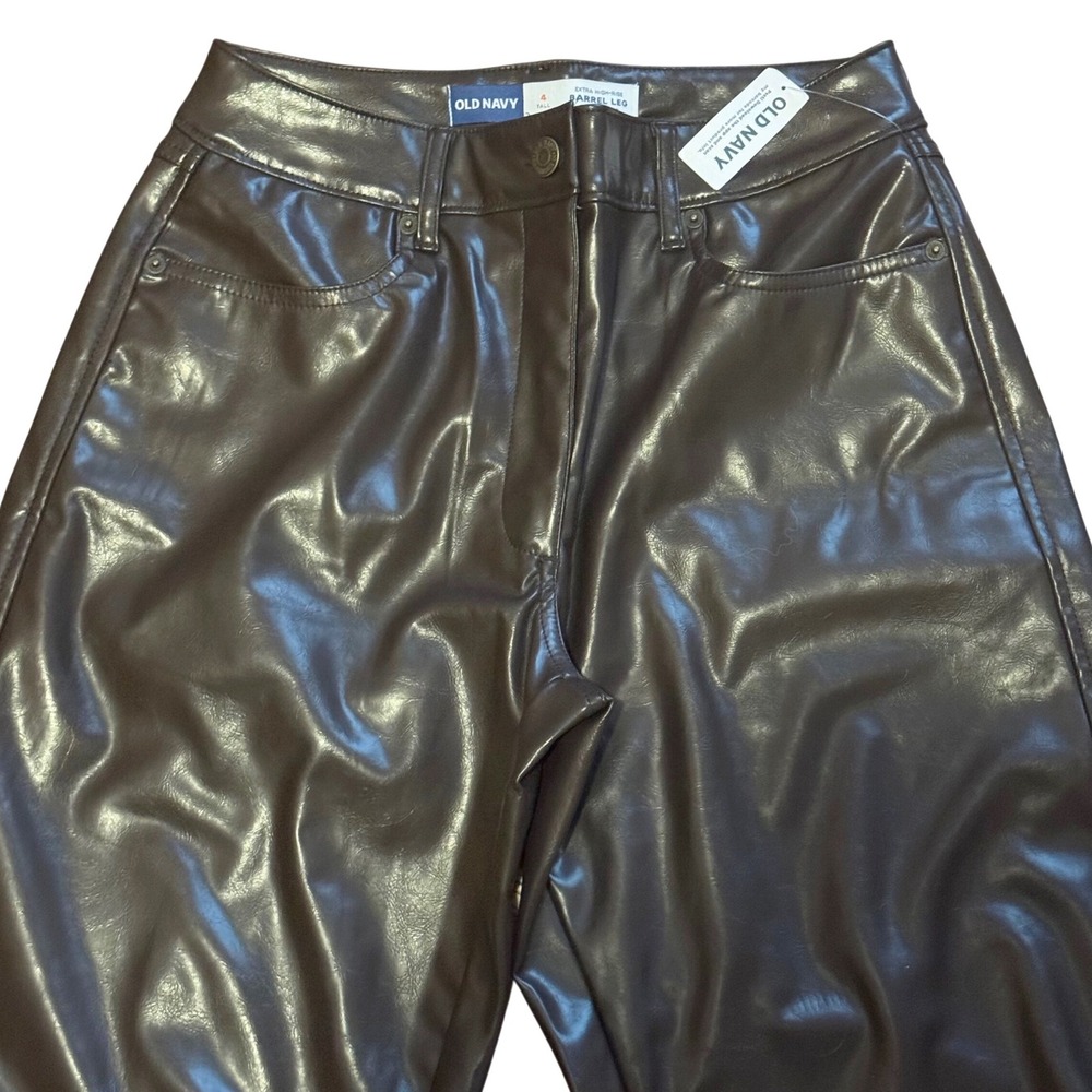 NWT Old Navy Faux Leather Barrel Leg Pants Brown Size 4 Tall - Picture 5 of 12
